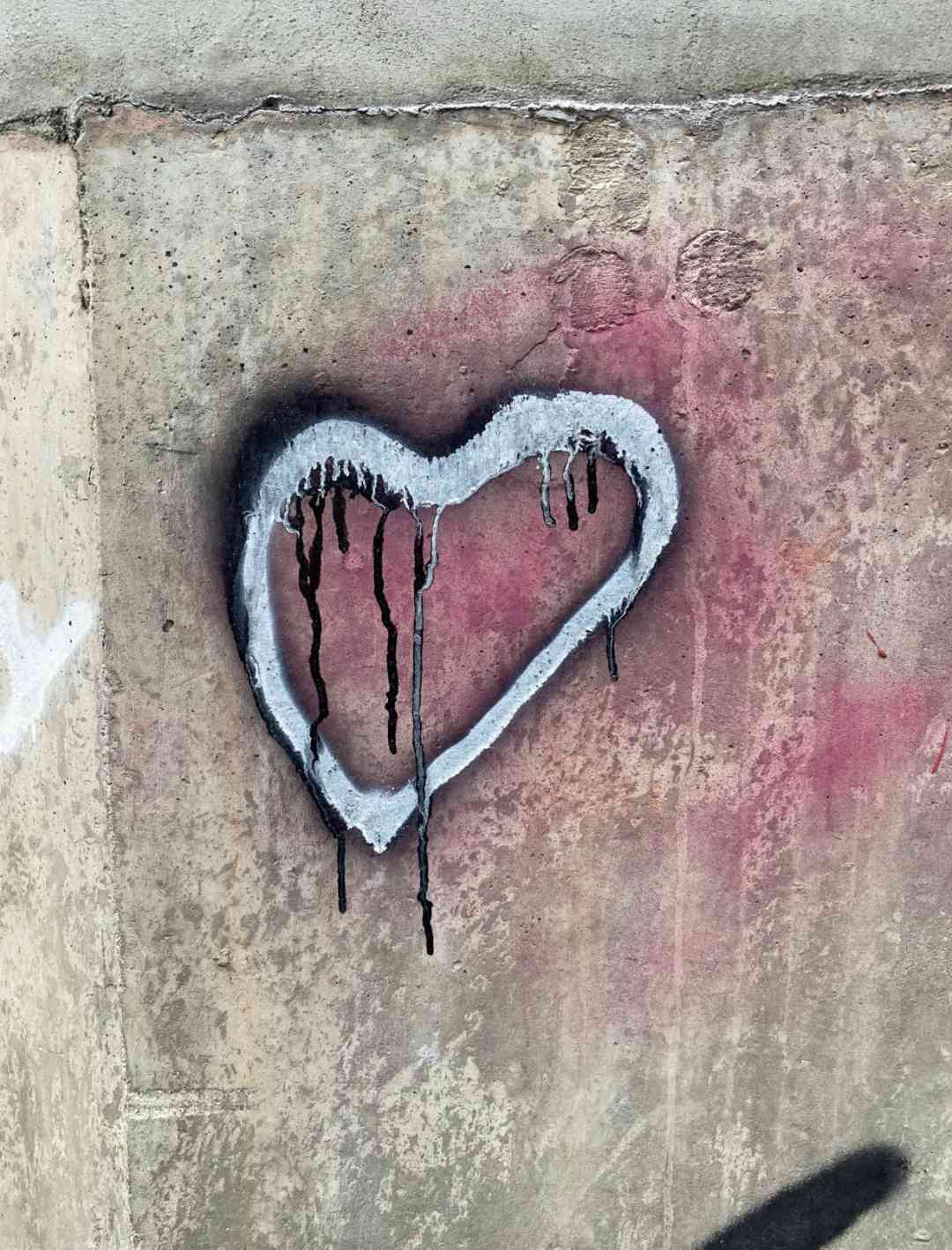 Graffiti Heart, Huyton train station underpass, a civic heart ?